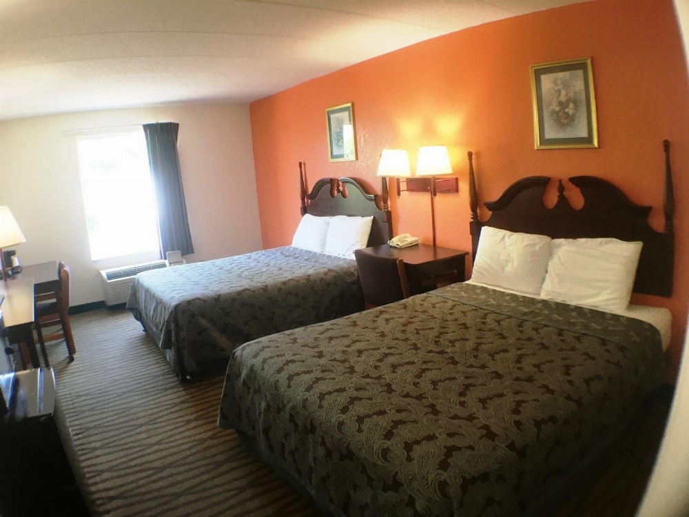 President Inn & Suites